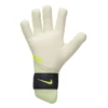 Nike Phantom Shadow Goalkeeper Glove -ball game 1290929 800 auto