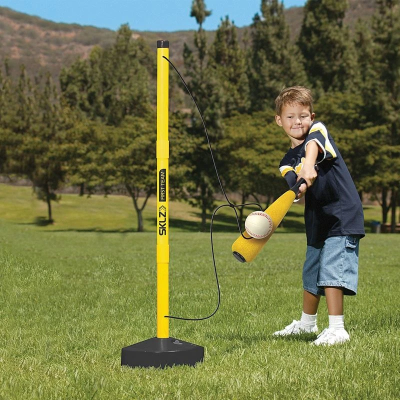 SKLZ Hit-A-Way 2-in-1 Youth Batting Trainer 5 SKLZ Hit-A-Way 2-in-1 Youth Batting Trainer - Image 3